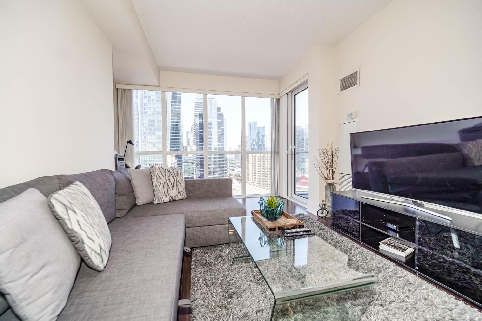 Chol Furnished Suites Heart Of Downtown Toronto, 2 Beds, Free Parking, Cn Tower View Exterior foto