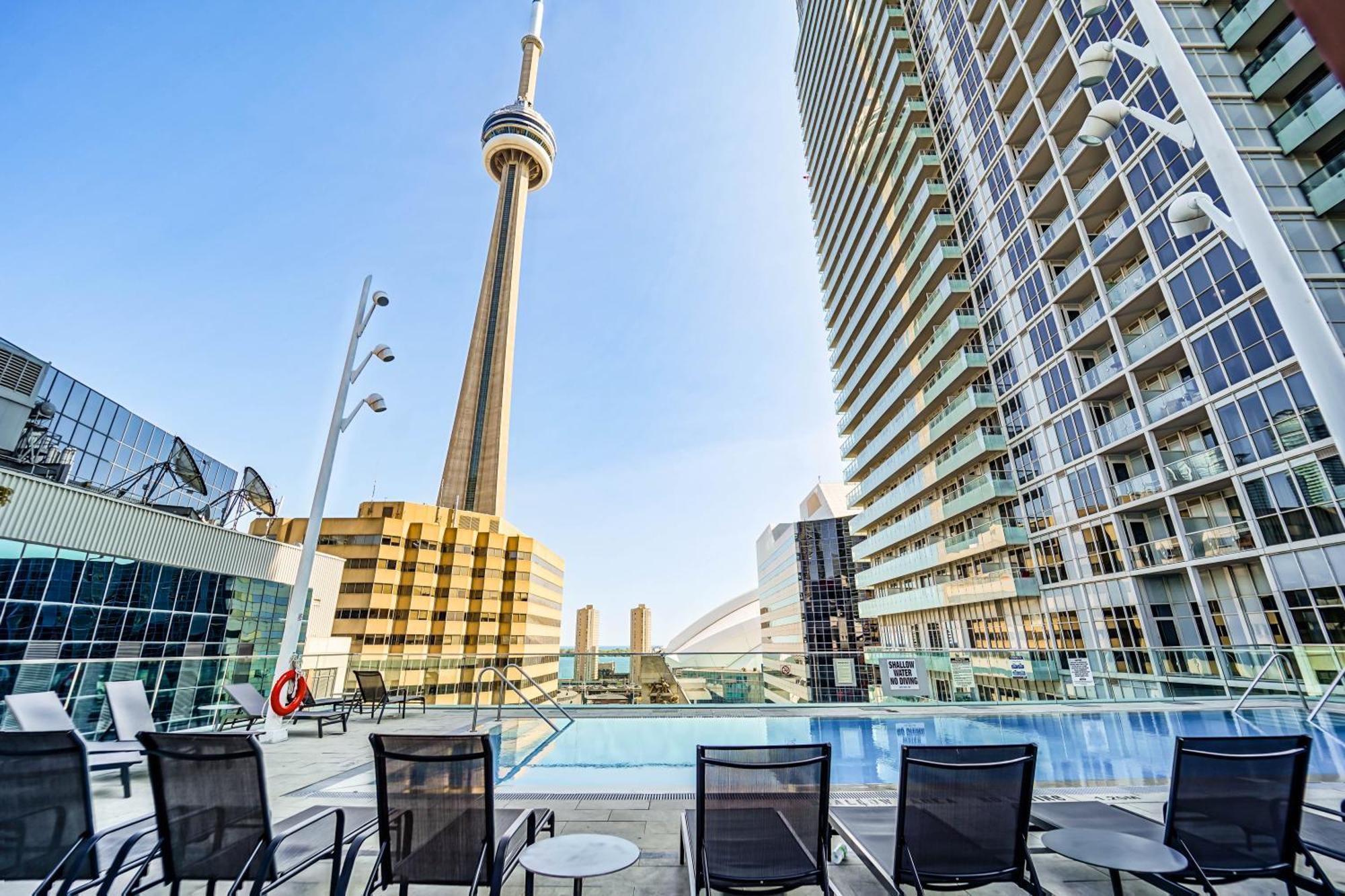 Chol Furnished Suites Heart Of Downtown Toronto, 2 Beds, Free Parking, Cn Tower View Exterior foto