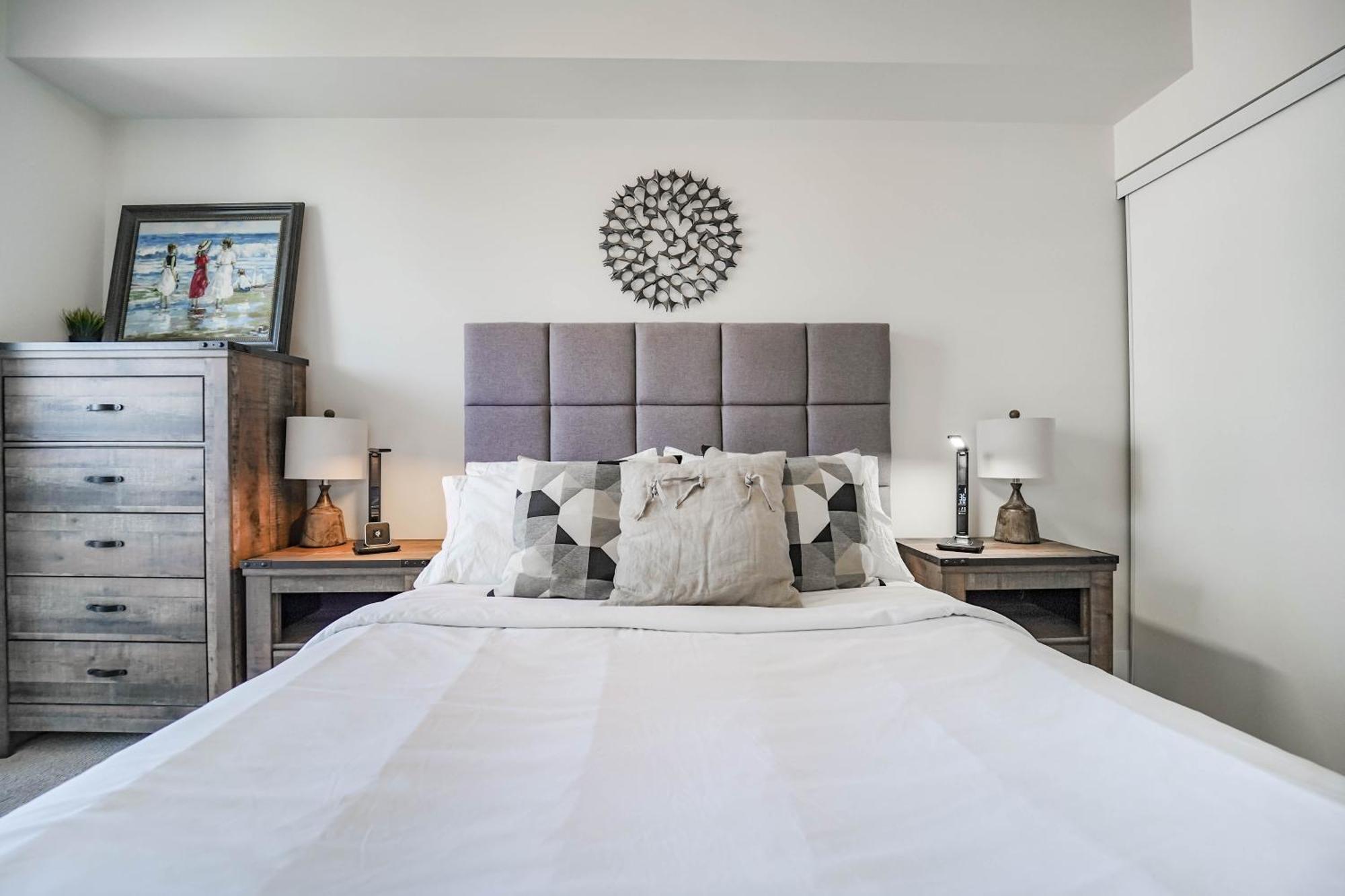 Chol Furnished Suites Heart Of Downtown Toronto, 2 Beds, Free Parking, Cn Tower View Exterior foto